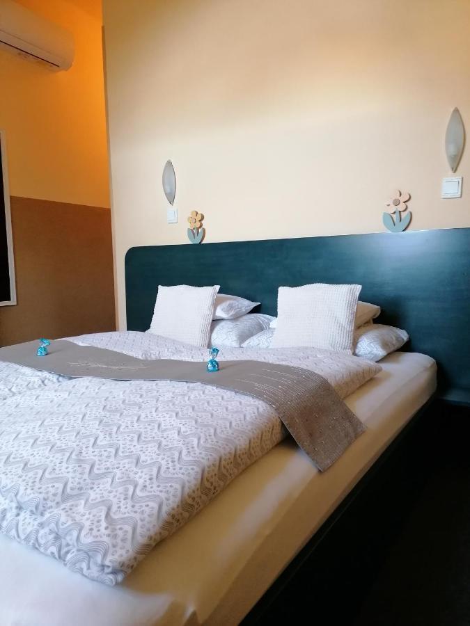 Apartamento Bianco Sopron Exterior foto