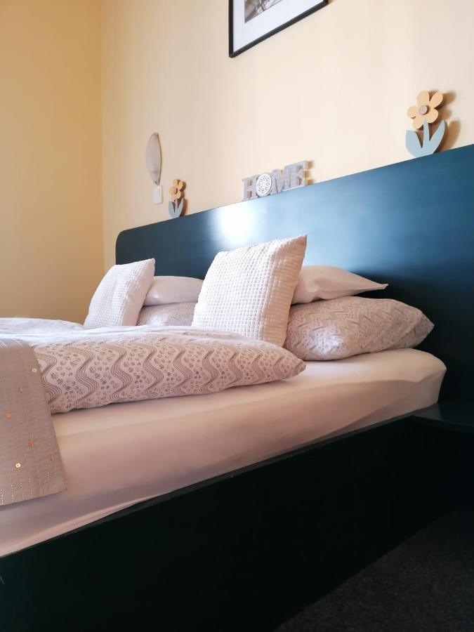 Apartamento Bianco Sopron Exterior foto