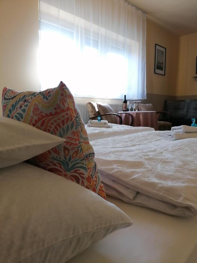 Apartamento Bianco Sopron Exterior foto